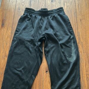 Men’s jogger Nike sweatpants size medium